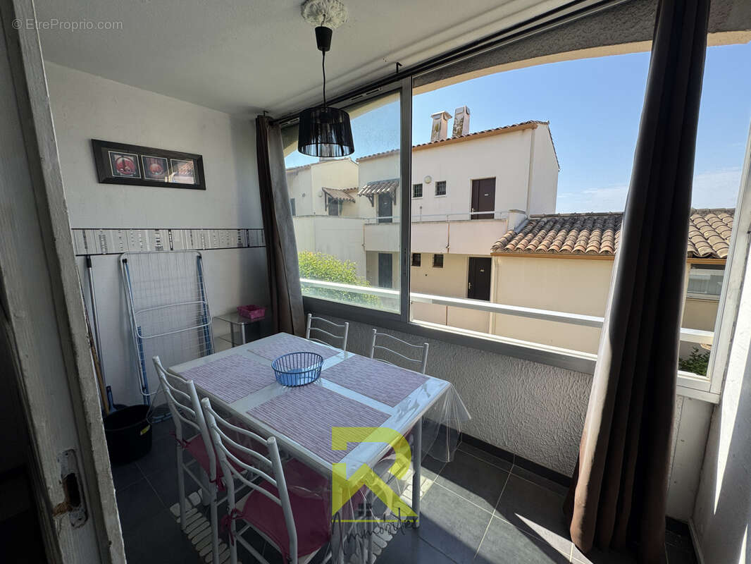 Studio cabine proche centre-port - photo 3