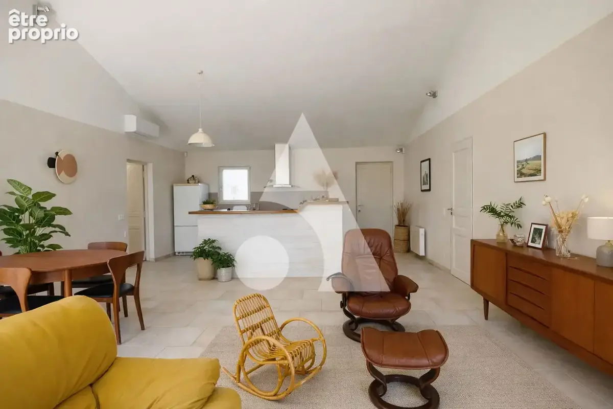 Pertuis villa d'env 117m² hab avec T2 indépendant parcelle d'en 1600m² piscine - photo 4