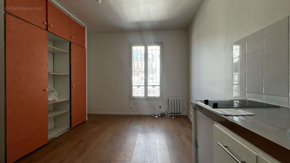 Appartement à PARIS-19E