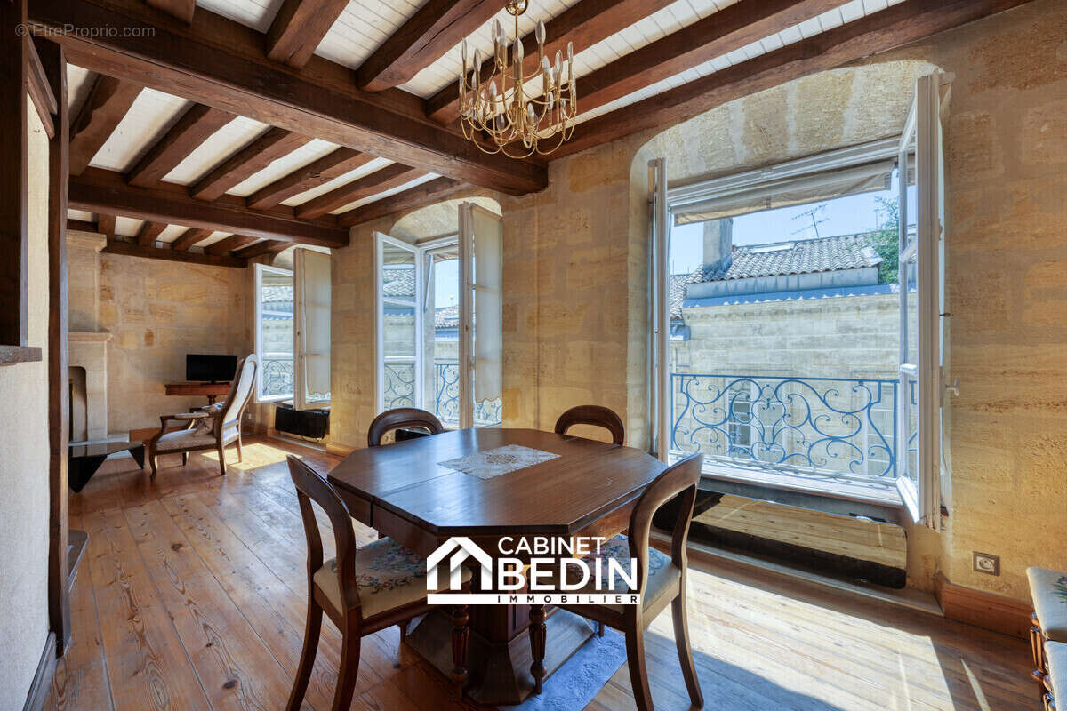 Appartement à BORDEAUX
