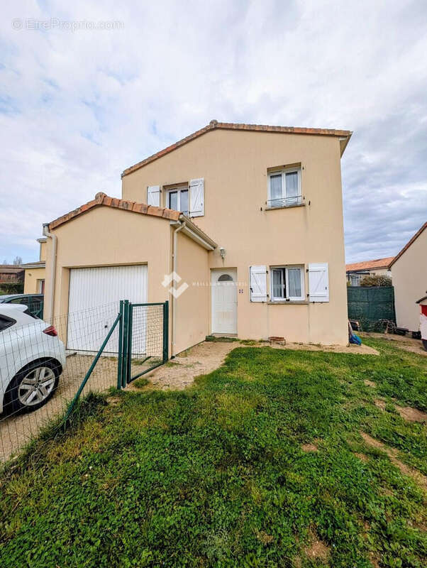 Maison 105 m² à Montamise  - photo 8