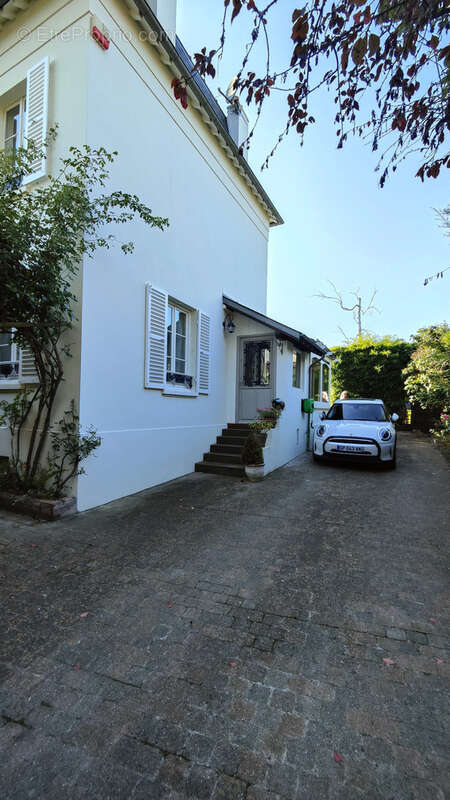 Maison à MONTFORT-L'AMAURY