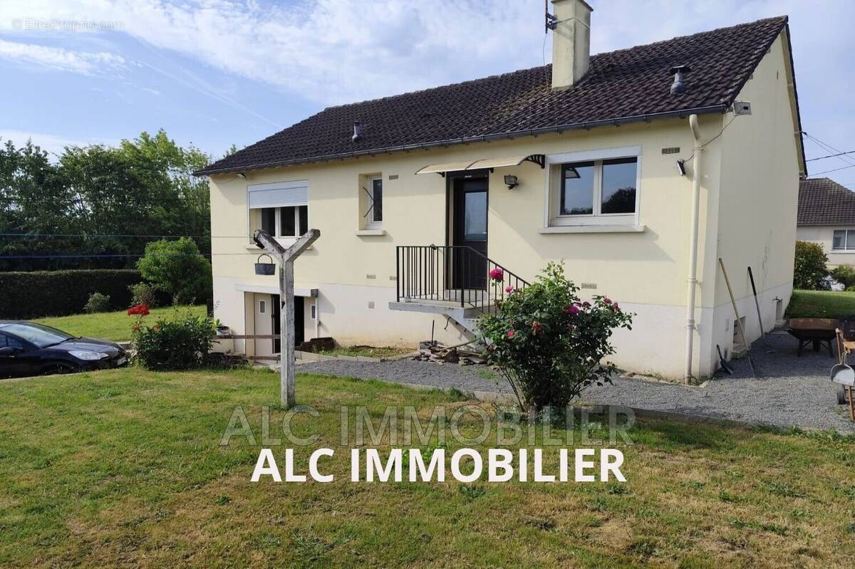 Maison à CHERANCE