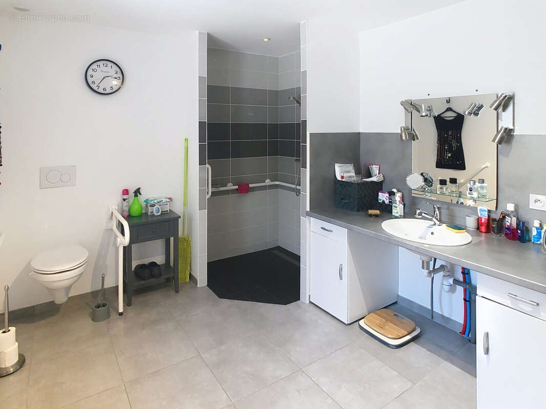 Maison à MUNEVILLE-LE-BINGARD