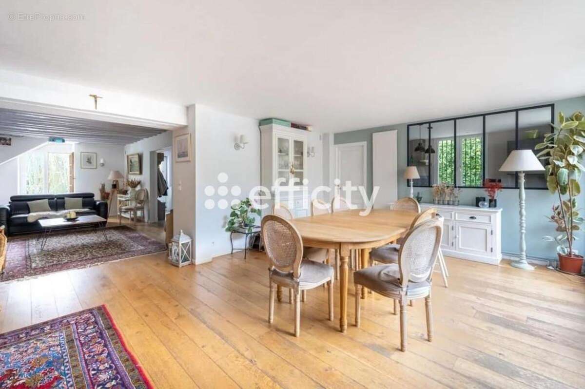 Maison à RAMBOUILLET