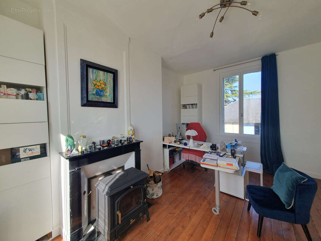 Maison à CORMEILLES