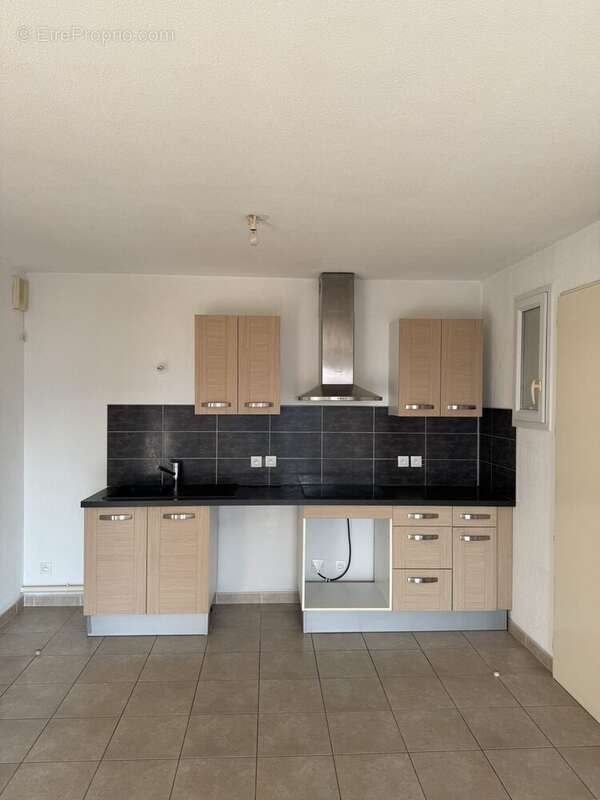 Appartement à CHATEAUNEUF-LES-MARTIGUES