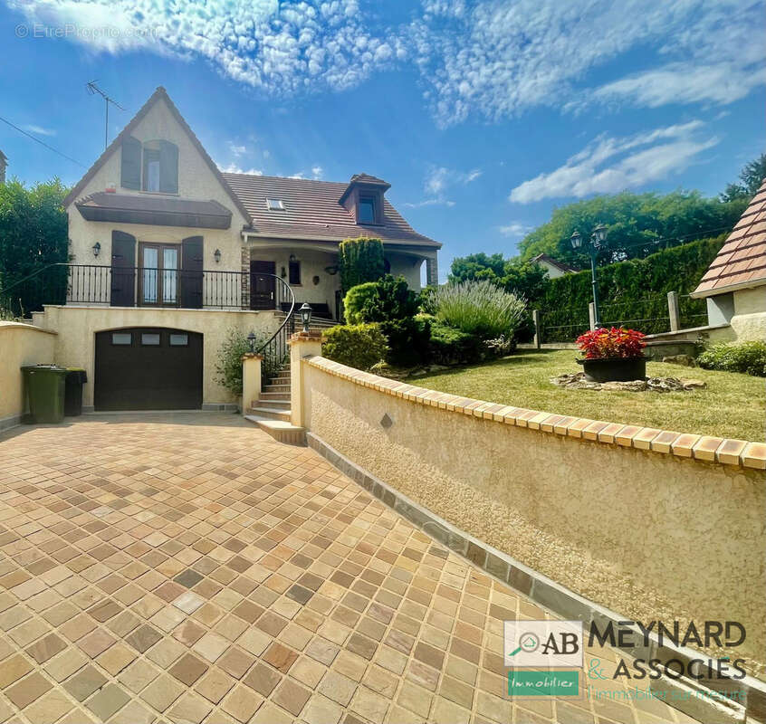 Maison à GUERARD