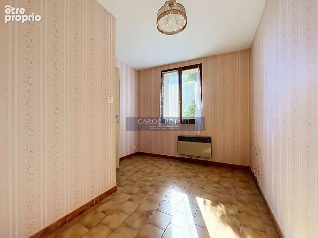 Carpentras mas t11 189 m2 a renover sur 2000m² de terrain - photo 15