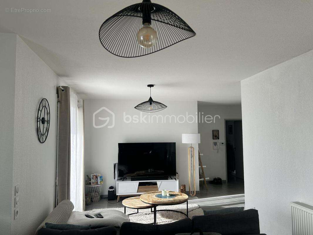 Appartement à BASSENS