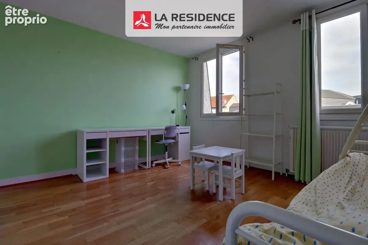 Appartement 4 pièces 66 m² à vendre à Saint-Germain-En-Laye (78100) - photo 6