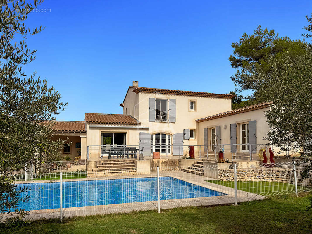 Maison à CABRIES
