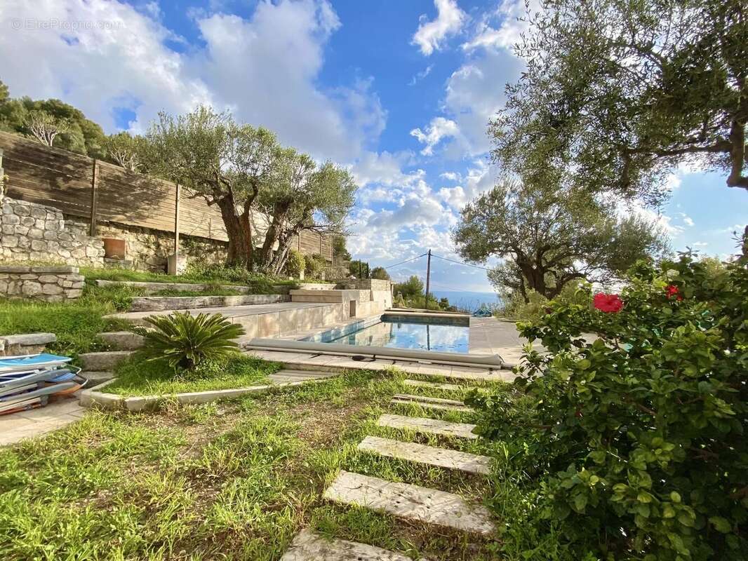 Maison à ROQUEBRUNE-CAP-MARTIN