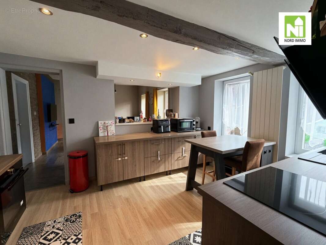 Maison à NOMAIN