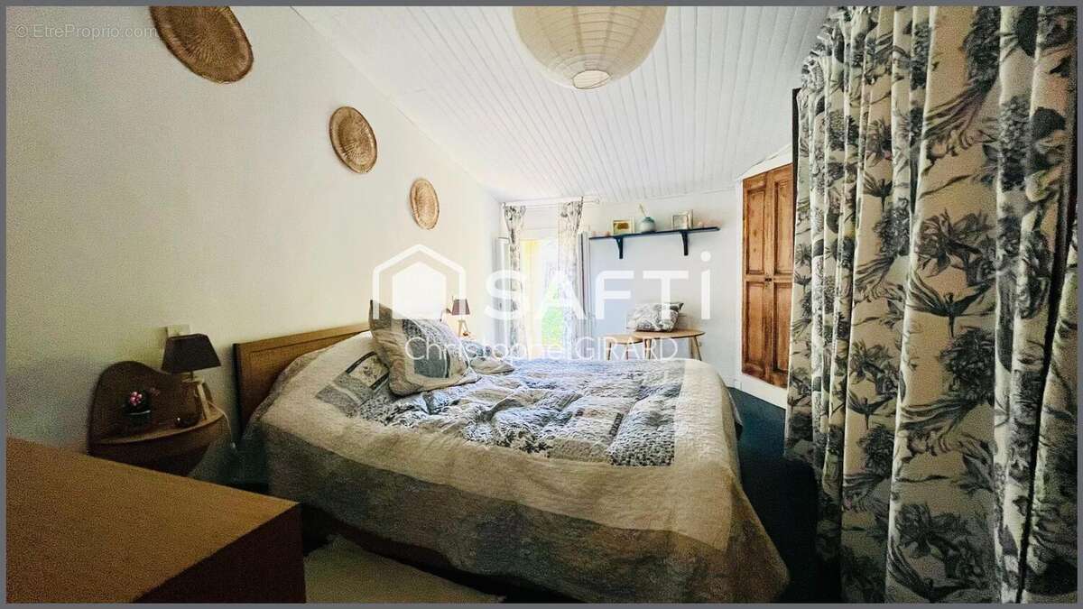 Photo 6 - Maison à LA BASTIDE-DES-JOURDANS