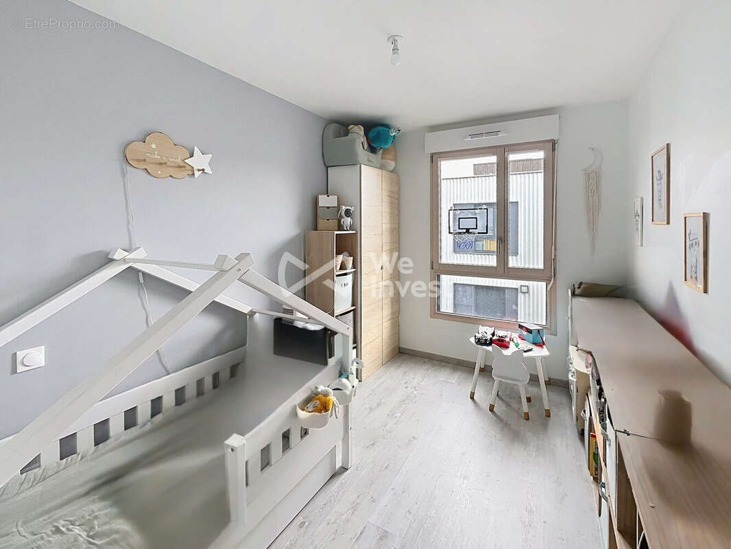 Appartement 72 m² à Nanterre  - photo 9
