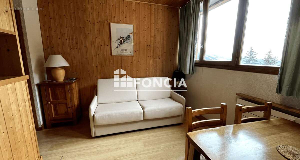 Appartement à LES ALLUES