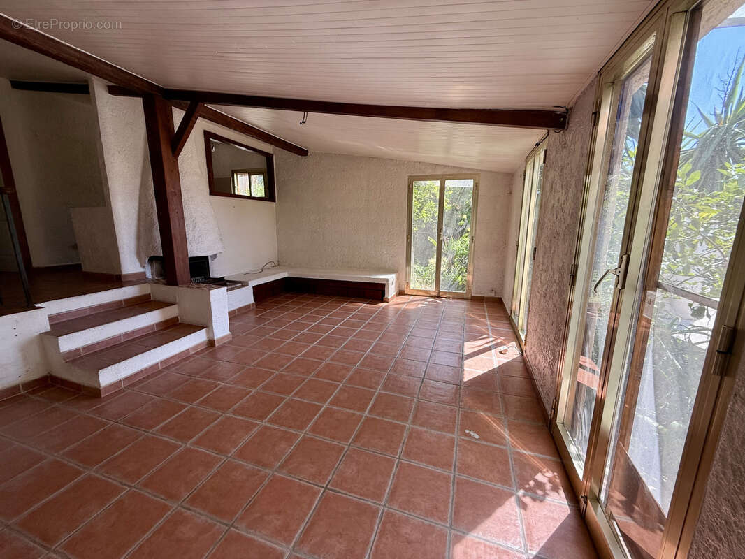 Appartement à ROQUEBRUNE-CAP-MARTIN