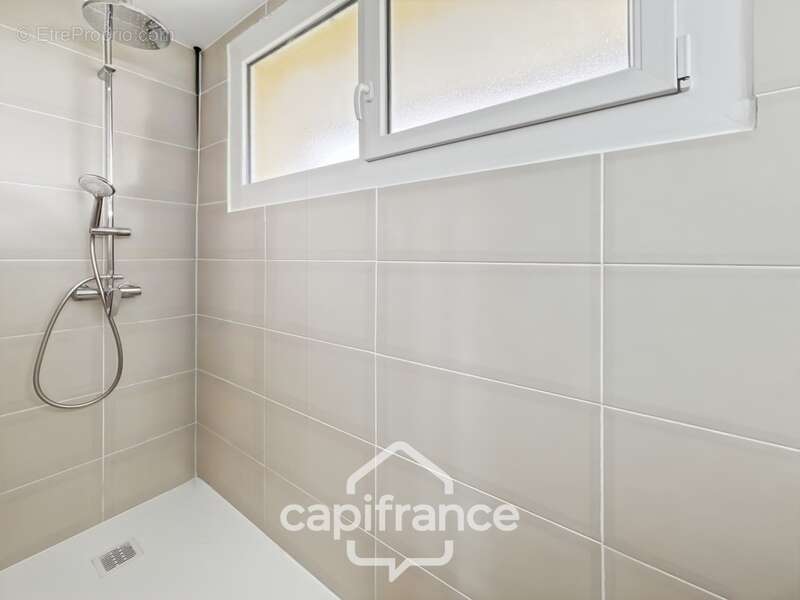 Maison à LE PASSAGE