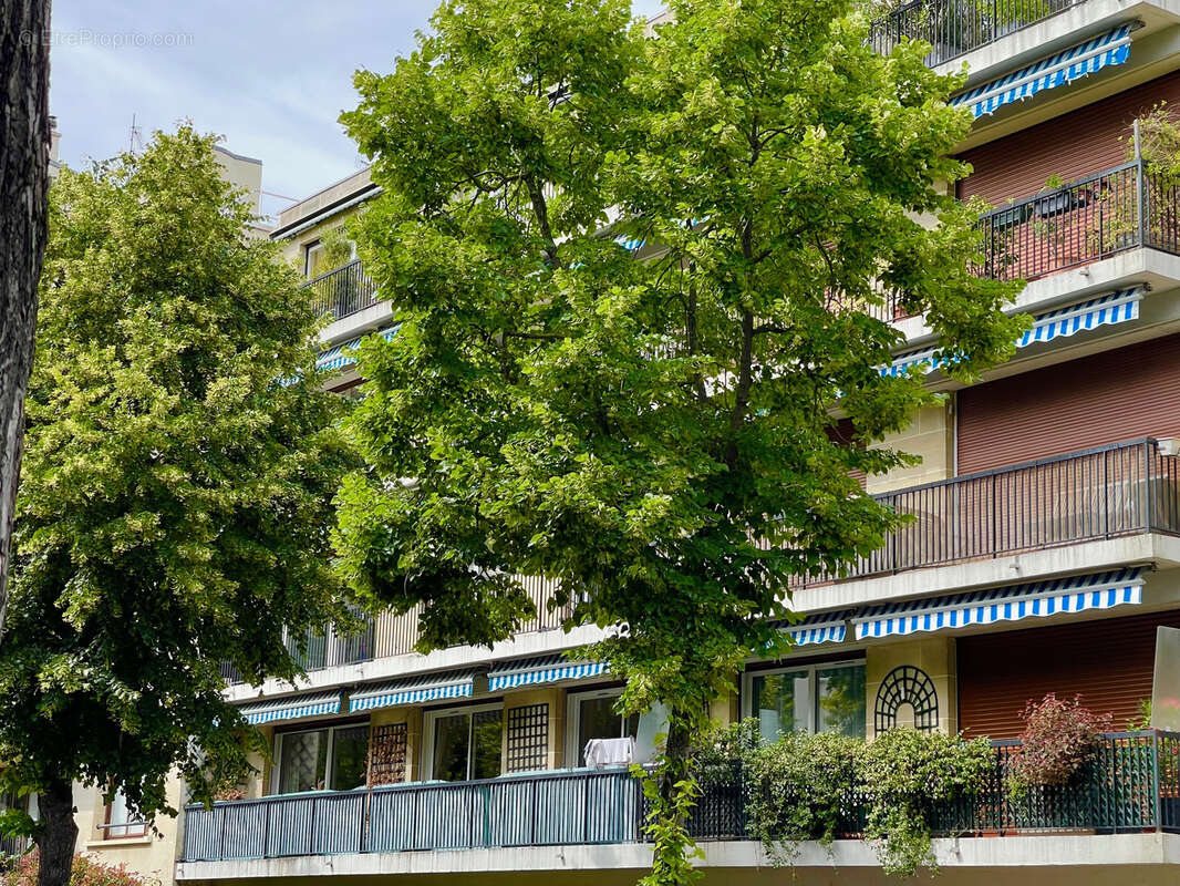 Appartement à NEUILLY-SUR-SEINE