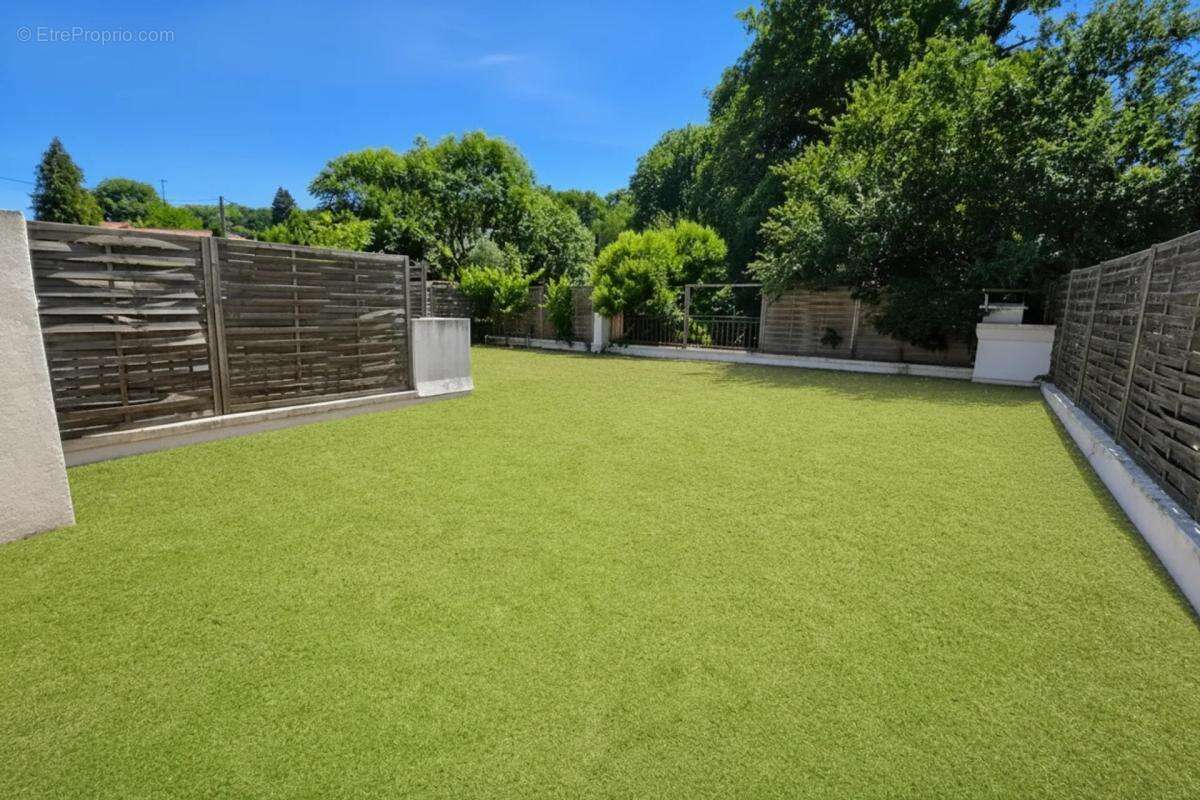 Maison de 8 pièces de 240 m² à Aureilhan - photo 22
