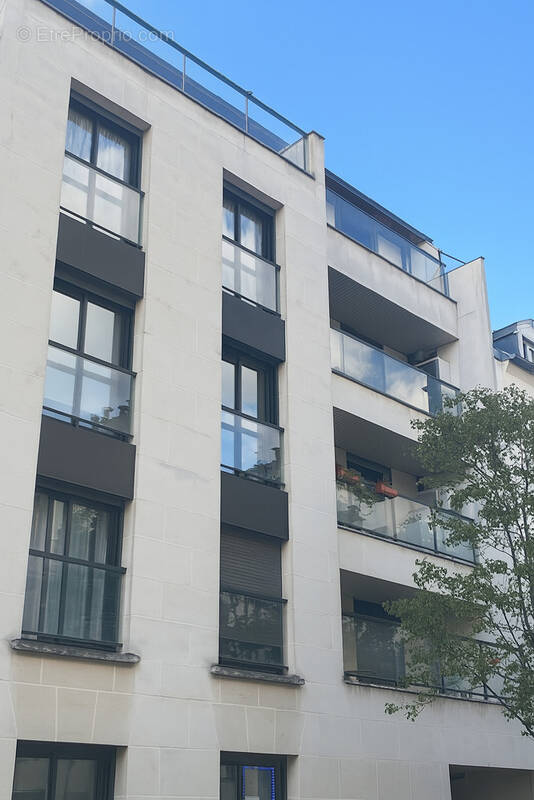 Commerce à VINCENNES