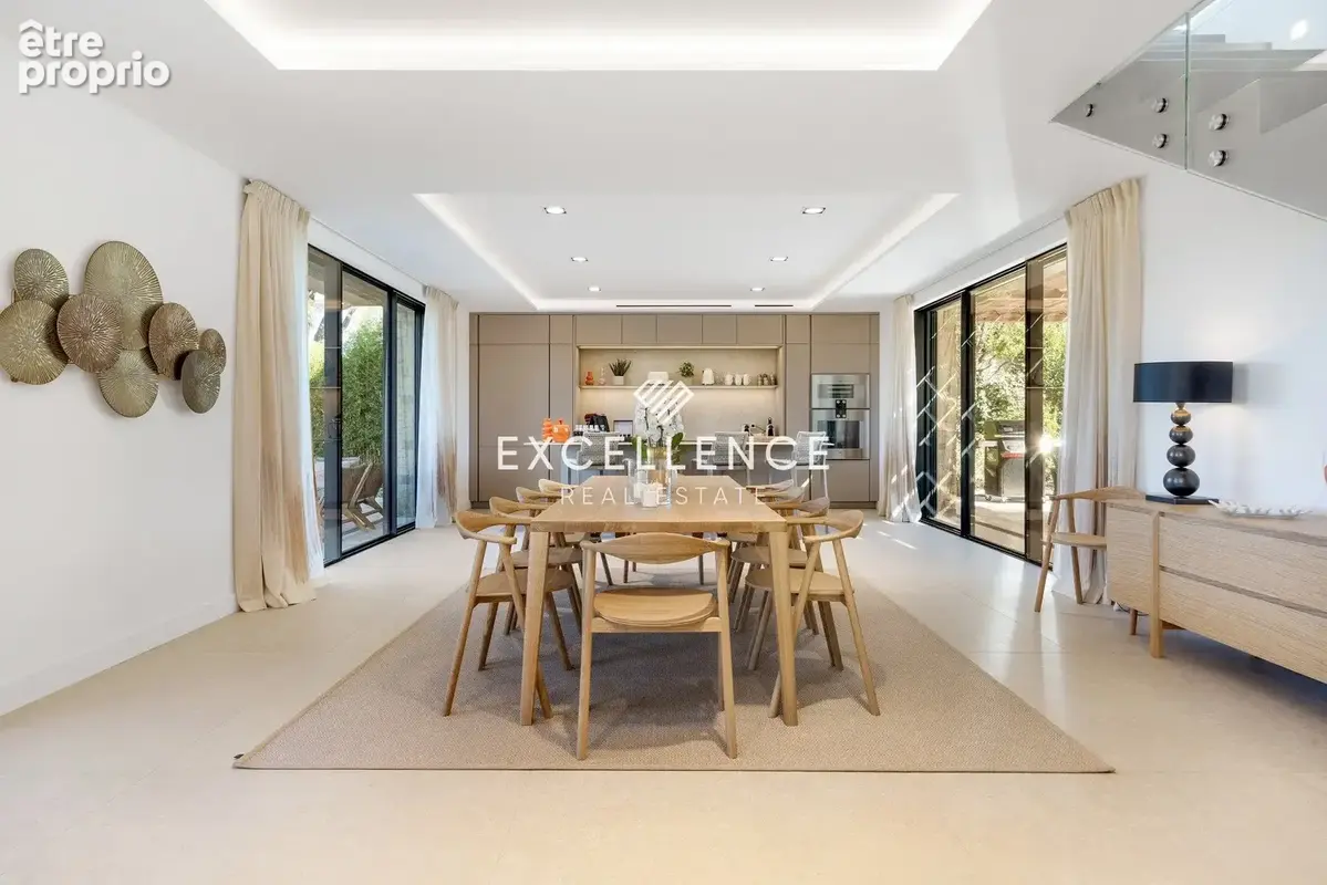Maison 7 pièces 362 m² à vendre à Saint-Tropez (83990) - photo 4