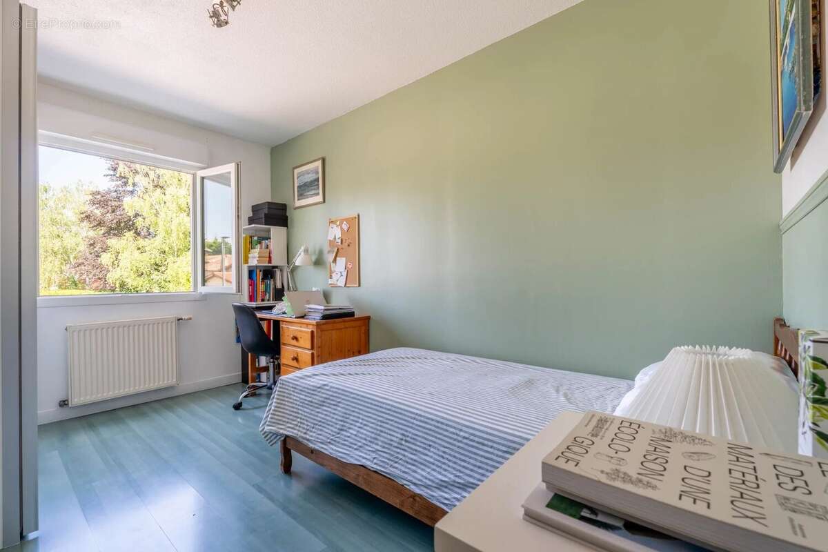 Appartement T3 avec une grande terrasse - photo 7
