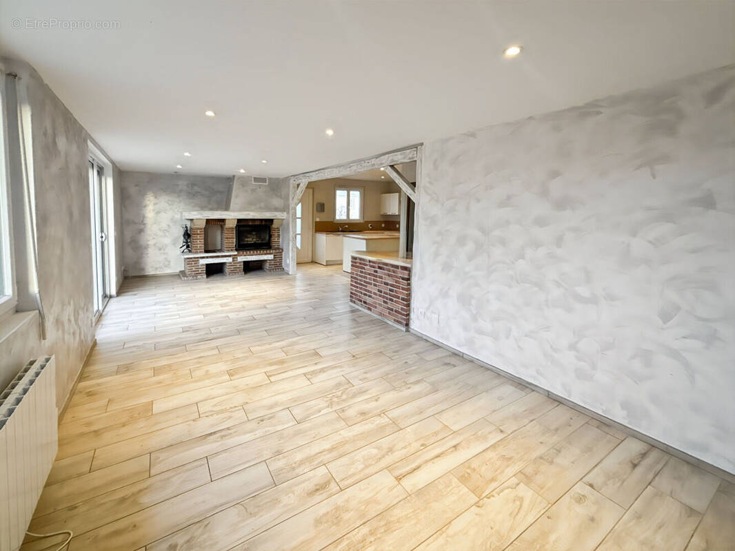 Maison à BEAUMONT-LE-ROGER