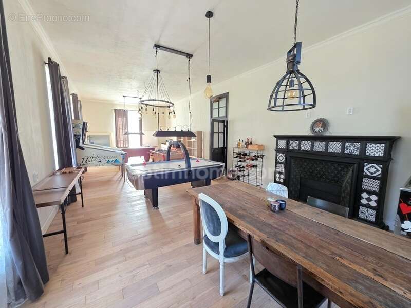 Maison à CHATEAUNEUF-LA-FORET