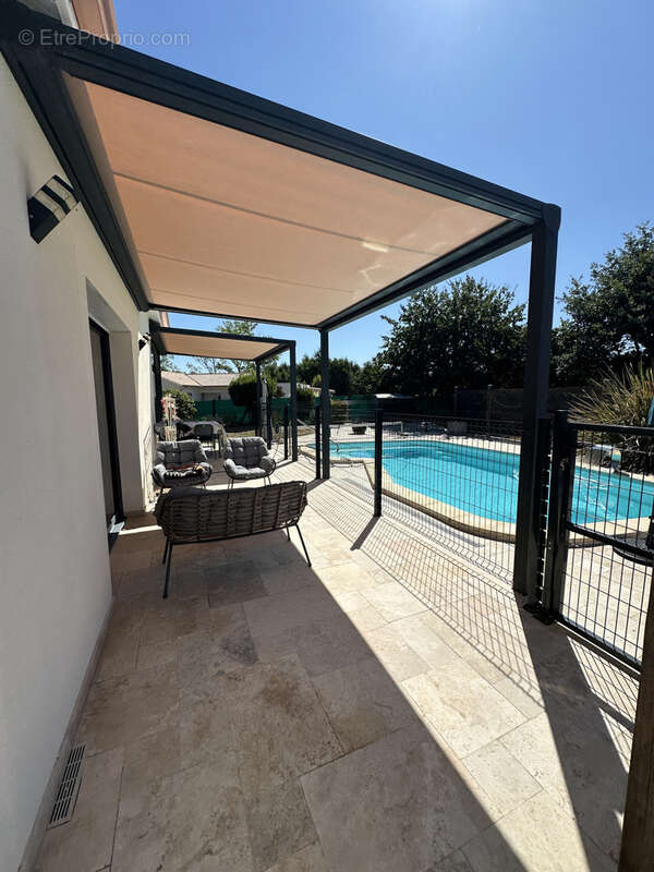 Maison contemporaine avec piscine - photo 2
