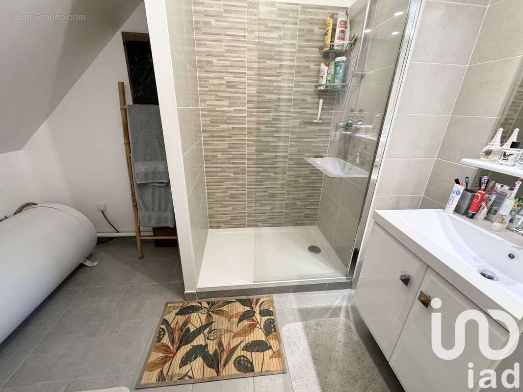 Photo 8 - Appartement à REAU