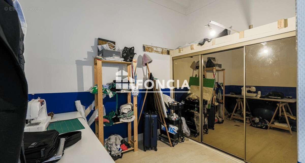 Grenoble hyper-centre - vaste appartement t3 105 m² - photo 13
