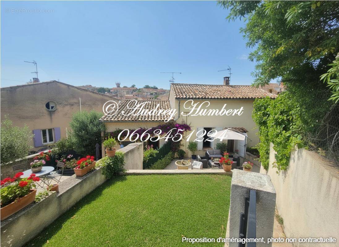 Maison à VALENSOLE