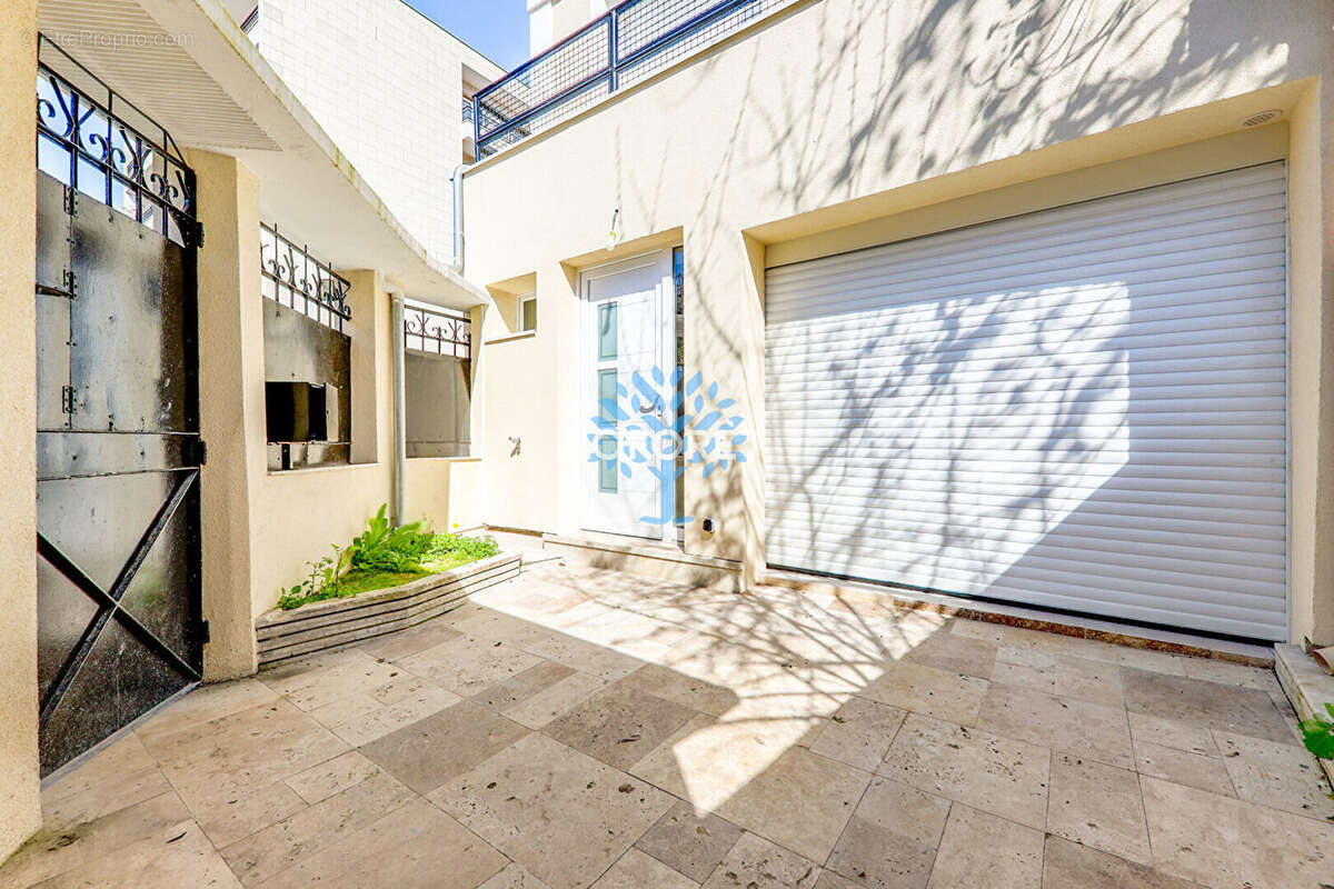 Maison à FONTENAY-SOUS-BOIS