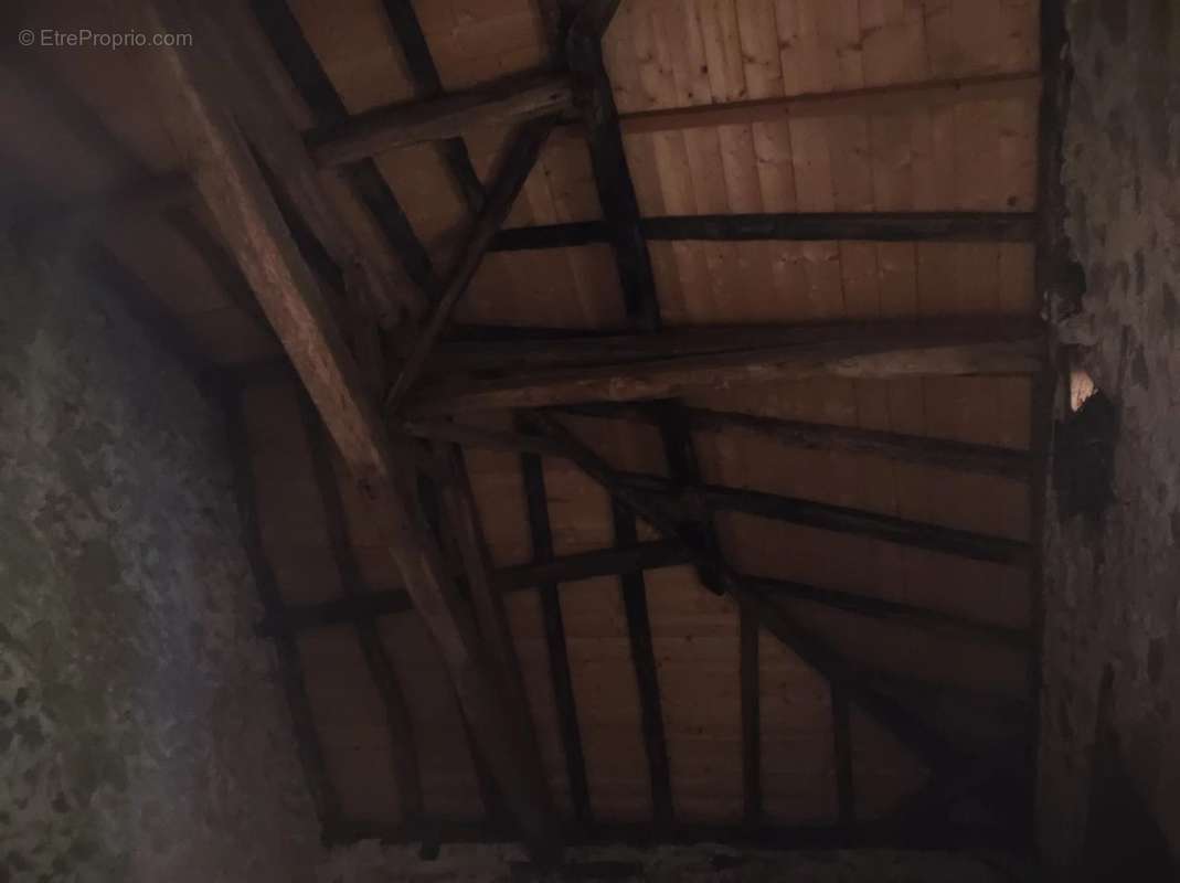 Maison à CHAMPNIERS-ET-REILHAC