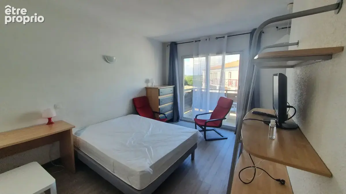 Lot de 2 studios meublés - 1 loué + 1 libre - port de rochefort - photo 11