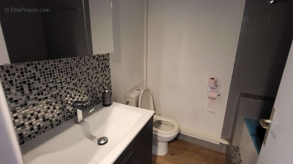 Appartement à VILLENEUVE-LOUBET