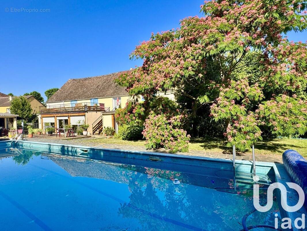 Photo 1 - Maison à PONT-SUR-YONNE