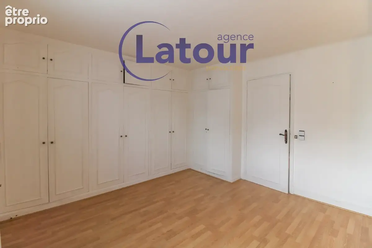 A dreux, sur un terrain de 1500 m2, maison familiale de 6 pieces sur sous-sol total. - photo 6