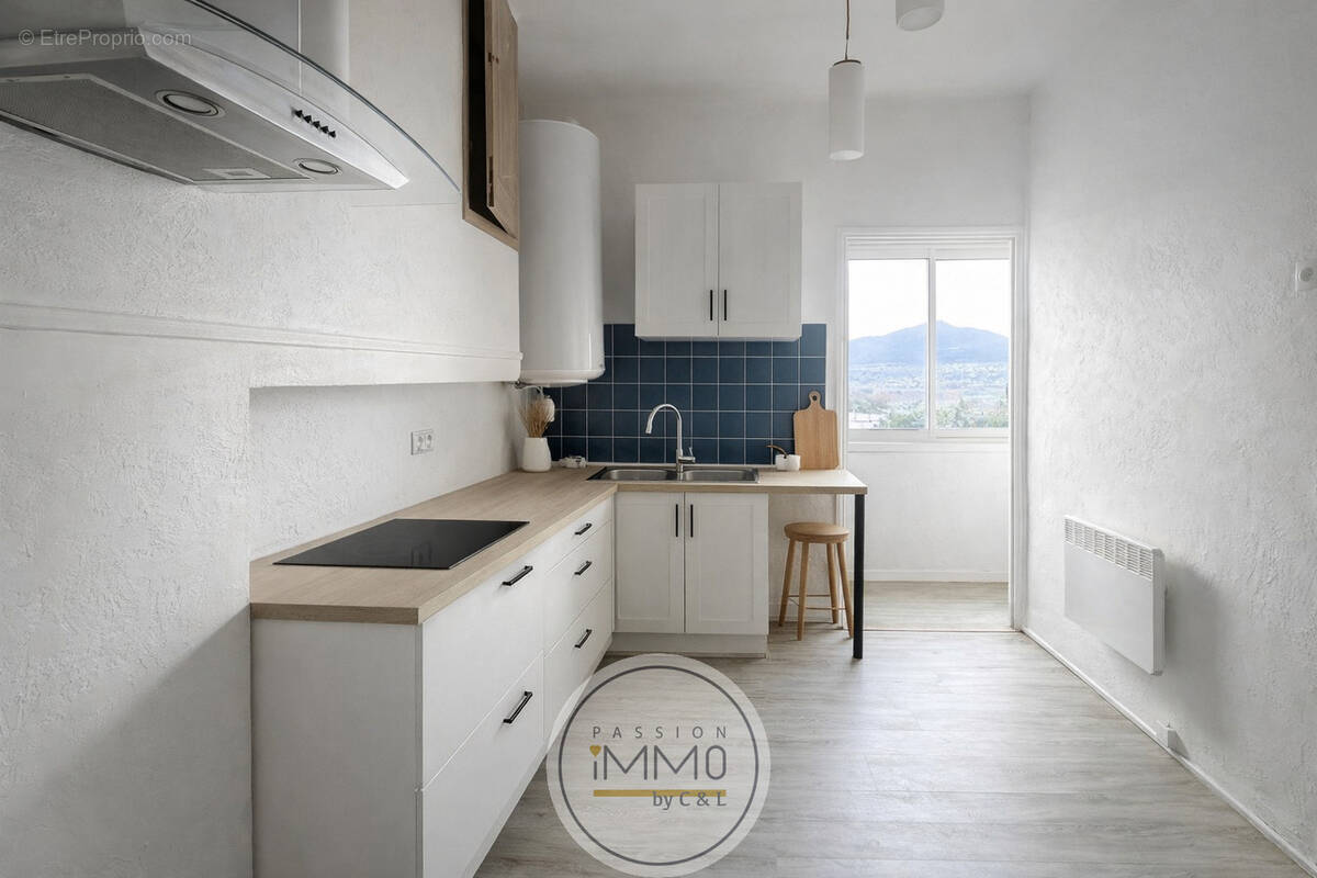 Appartement à LES MEES