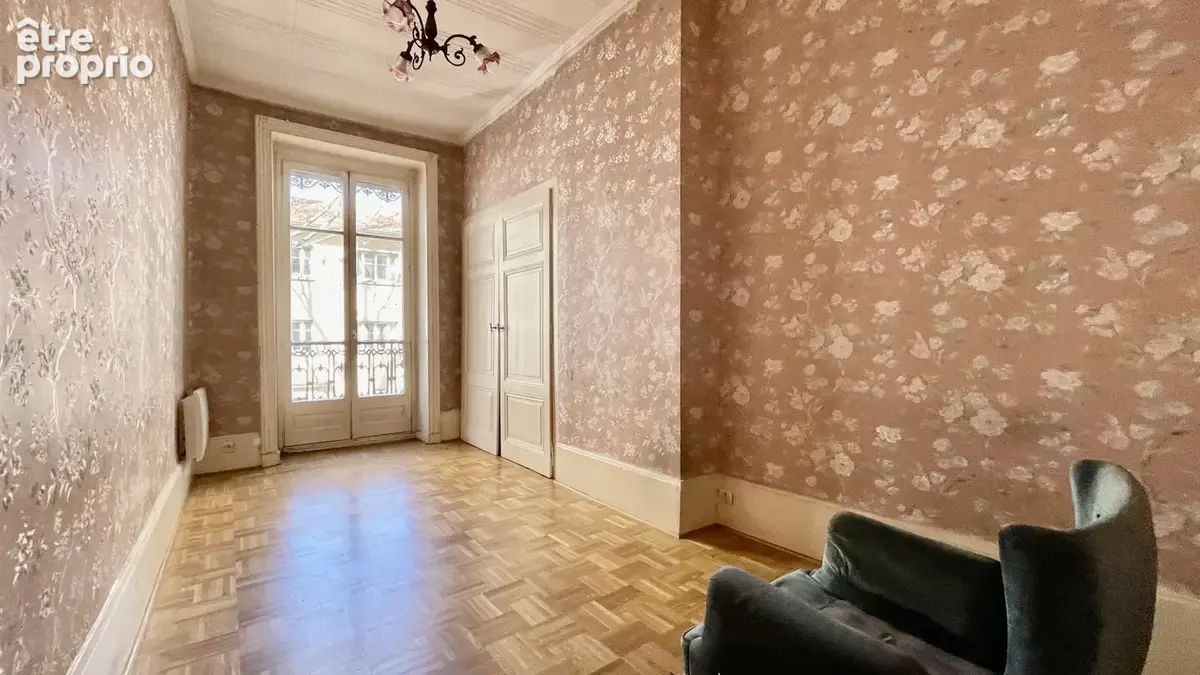 Spacieux appartement de 107 m2 / charme de l'ancien / lyon 6 - photo 6