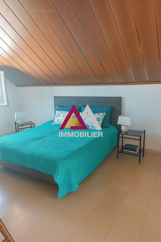 Maison à SAINT-DENIS