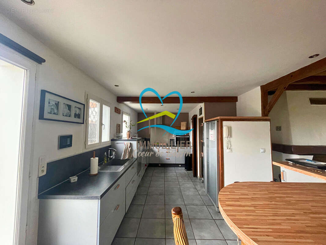 Maison Andernos Les Bains 8 pièce(s) 150 m2 - photo 5