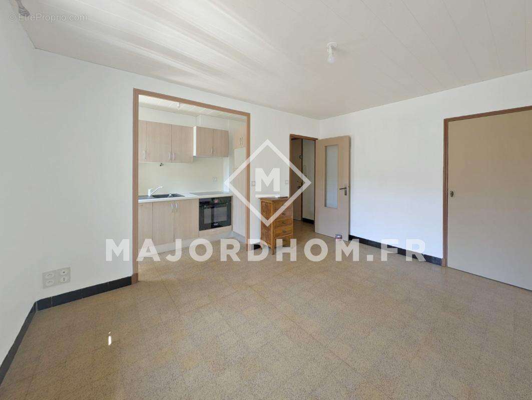 Appartement à MARSEILLE-7E
