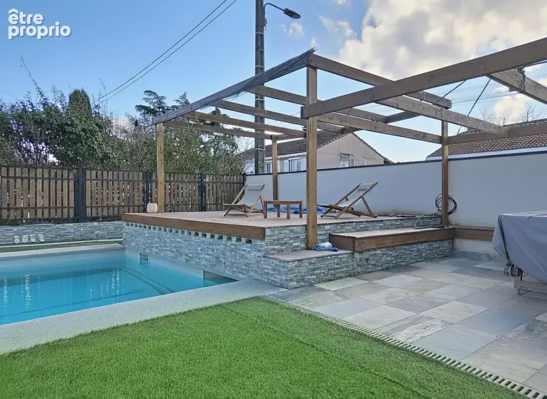 Maison - 5 Chambres - 2 Logements possibles - 2 Garages - Cave - Terrasse - Piscine - photo 26