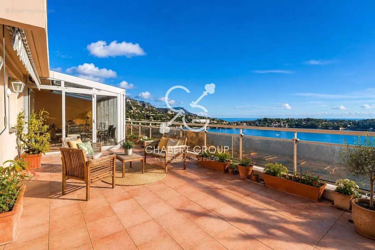 Villefranche-sur-mer - centre-ville - appartement - 3 pièces - 74 m² - rooftop - vue mer panoramique - terrasse - garage & stati - photo 5
