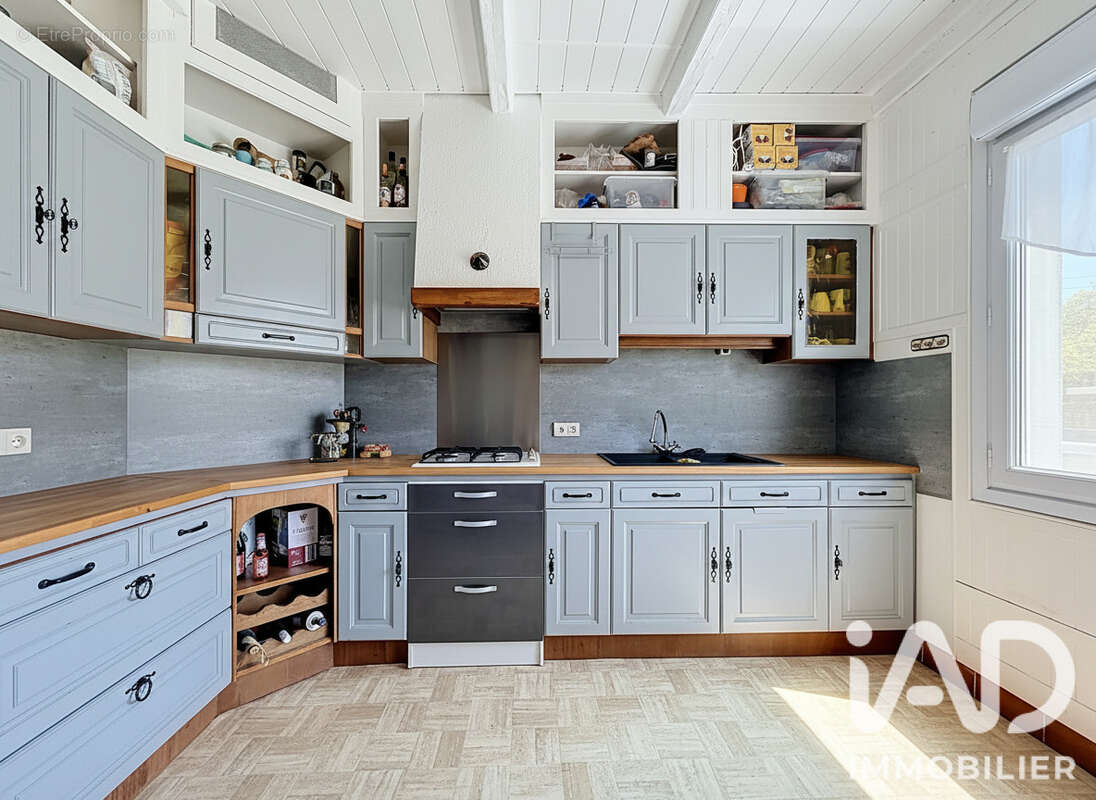 Maison 140 m² à Saint-Nazaire  - photo 2