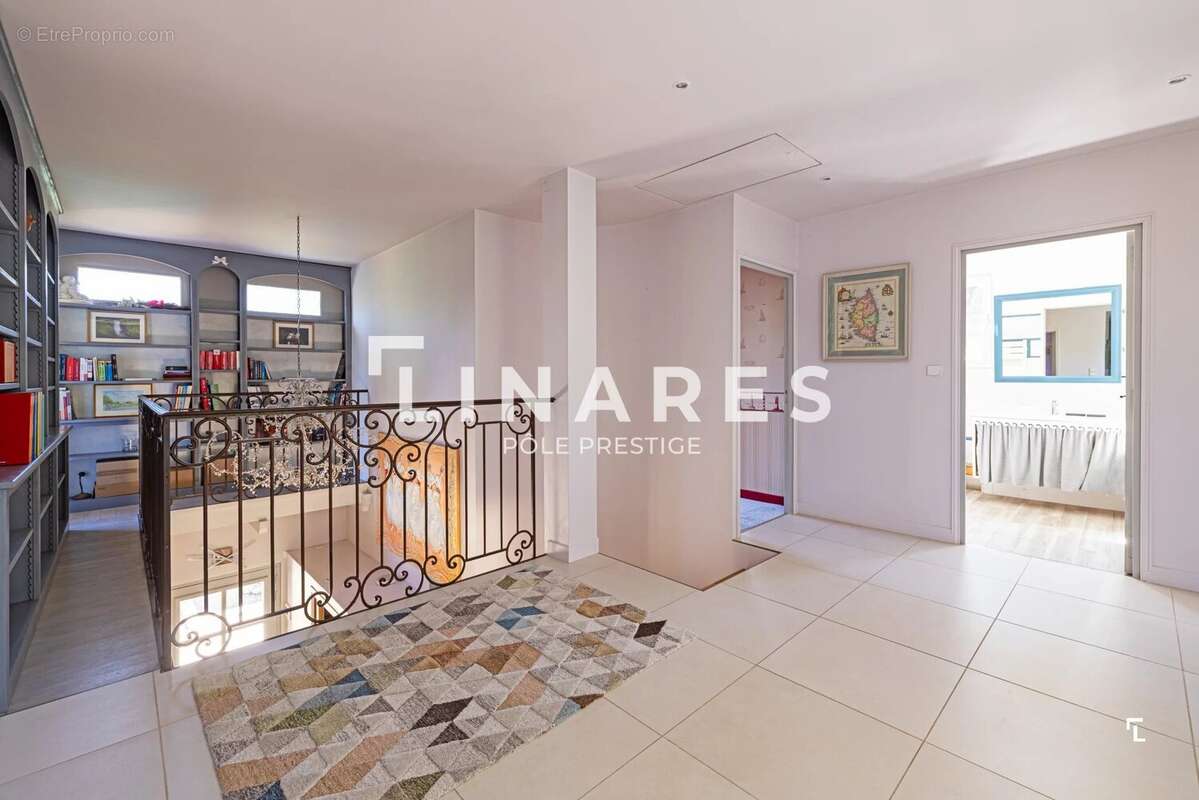 L'AURÉA - Maison familiale de  308m2 avec dépendance et piscine - 13320 BOUC BEL AIR - photo 14
