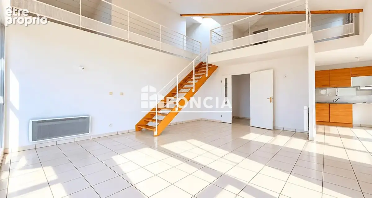 Appartement d’exception avec terrasse – Dernier étage – Proche Place des Carmes - photo 2